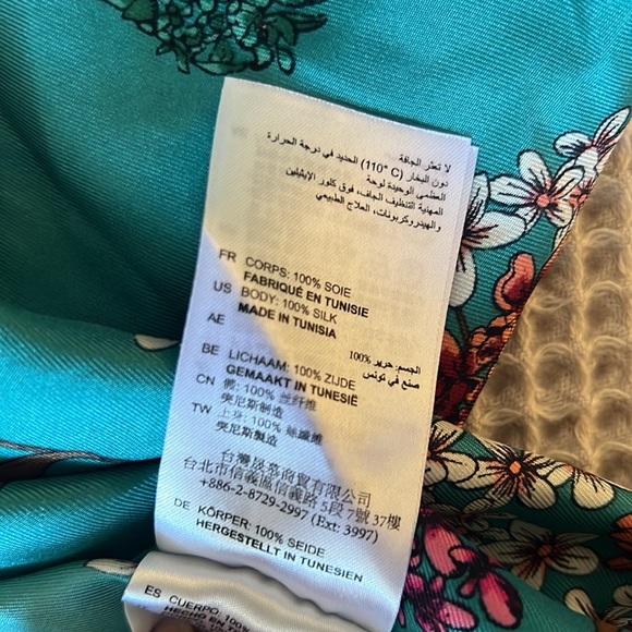 Sandro Paris Hibiscus 🌺 Silk Dress Kimono style like new - Picture 6 of 8